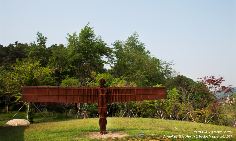 안토니 곰리 Antony Gormly Angel of the North (Life-size Maquette) 1997