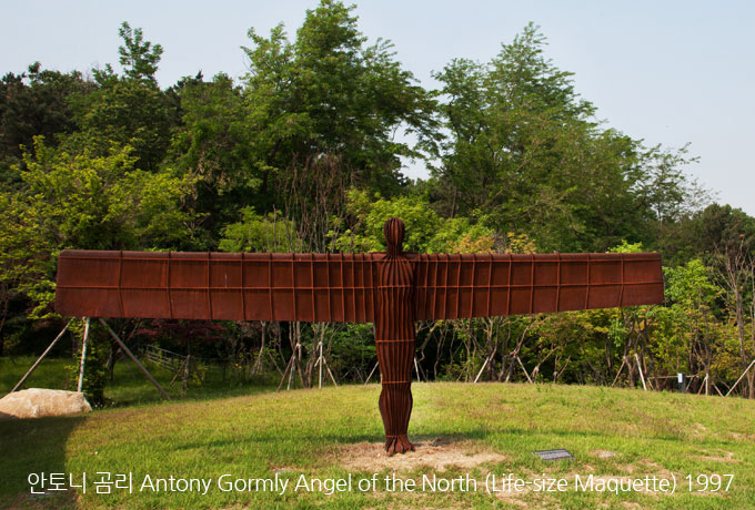 안토니 곰리 Antony Gormly Angel of the North (Life-size Maquette) 1997